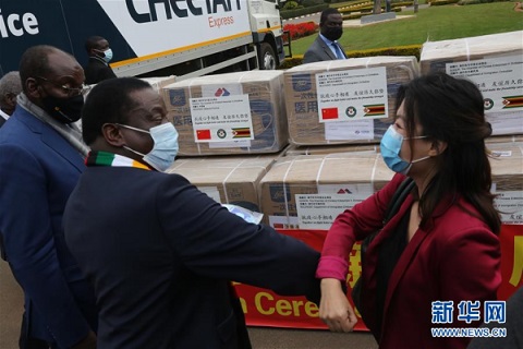 중국 기업에 기부 전염병 예방 자료를 짐바브웨